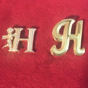 2 initial H pins.